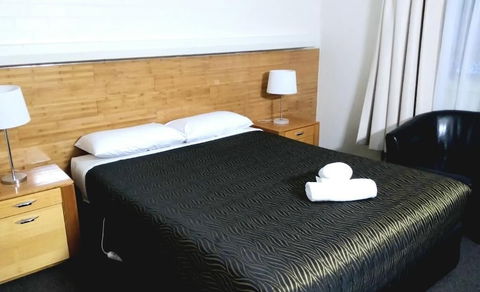 City Park Motel & Apartments - Sunshine Coast Guide 4