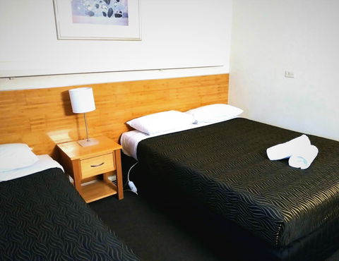 City Park Motel & Apartments - Sunshine Coast Guide 3