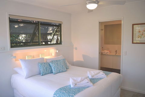 The Retreat Beach Houses - Sunshine Coast Guide 4