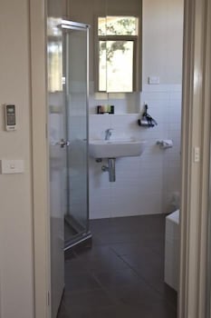Central Shepparton Apartments - Sunshine Coast Guide 5