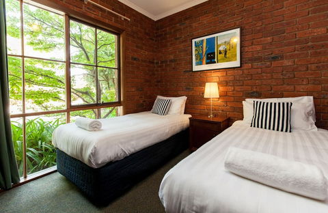 Armour Motor Inn - Sunshine Coast Guide 6