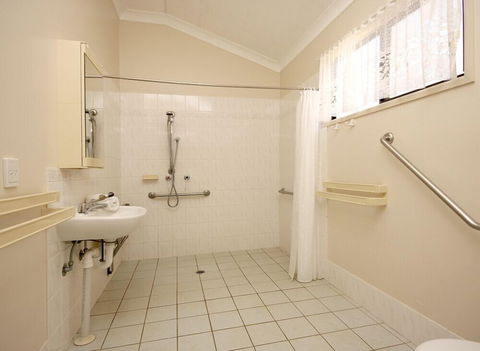 Lilyponds Holiday Park - Sunshine Coast Guide 3