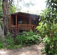 Samurai Beach Bungalows Port Stephens YHA - Sunshine Coast Guide