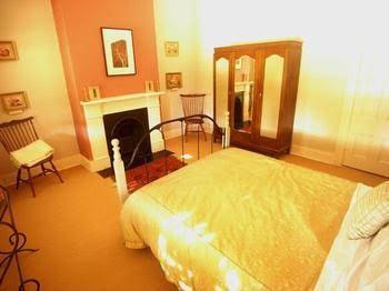 Cromwell House - Sunshine Coast Guide 0