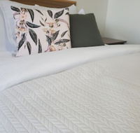 Roydons Motor INN - Sunshine Coast Guide