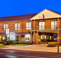 Holbrook Town Centre Motor Inn - Sunshine Coast Guide