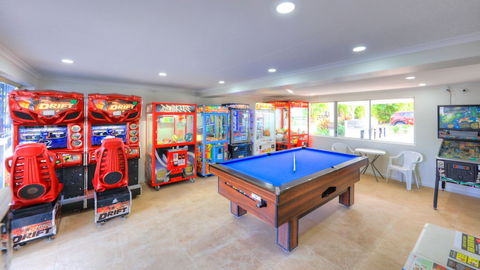 Alex Beach Cabins - Sunshine Coast Guide 3