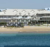 Ocean Centre Hotel - Sunshine Coast Guide