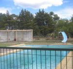 Golden Hills Motel - Sunshine Coast Guide
