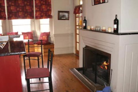 Court Street Motel - Sunshine Coast Guide 5