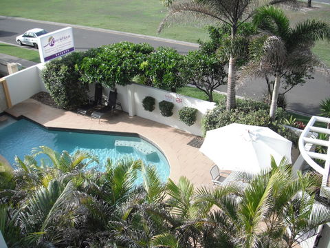 Meridian Alex Beach Apartments - Sunshine Coast Guide 4