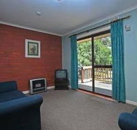 Kingsway Holiday flats  Gariwerd house. - Sunshine Coast Guide
