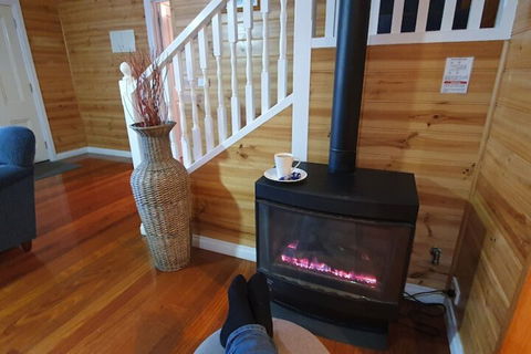 Sails Elegant Spacious Beach Villa - Sunshine Coast Guide 1