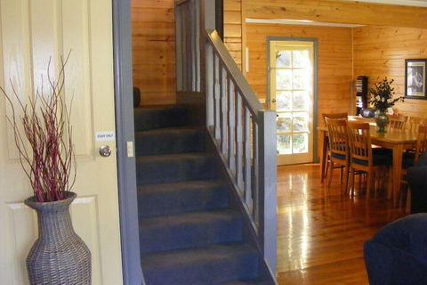Sails Elegant Spacious Beach Villa - Sunshine Coast Guide 5