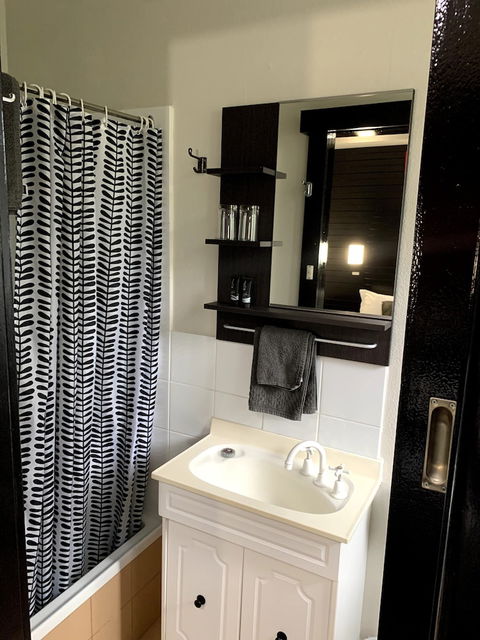 Attunga Alpine Lodge And Apartments - Sunshine Coast Guide 6