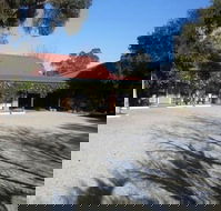 Jolly Swagman Motor Inn Holbrook - Sunshine Coast Guide