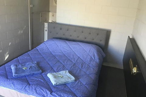 Rankins Springs Motel - Sunshine Coast Guide 5