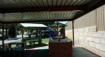 Acclaim Kingsway Tourist Park - Sunshine Coast Guide 4