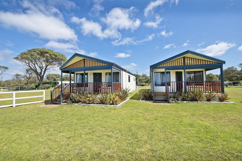 Acclaim Rose Gardens Beachside Holiday Park - Sunshine Coast Guide 6
