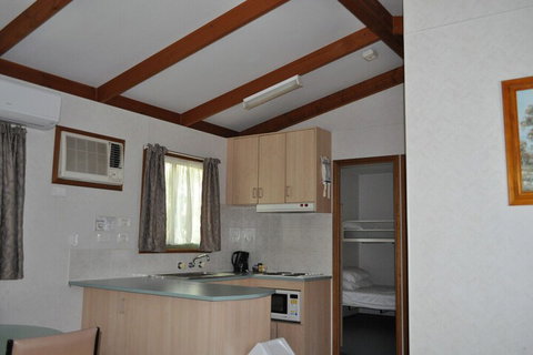 Amaze N Things Holiday Park & Motel - Sunshine Coast Guide 6