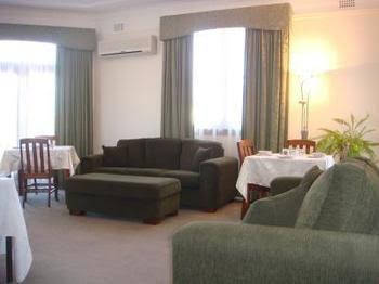 New Criterion Boutique Accommodation - Sunshine Coast Guide 0