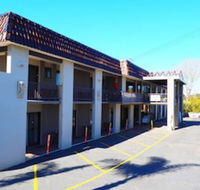 Bella Vista Motel - Sunshine Coast Guide
