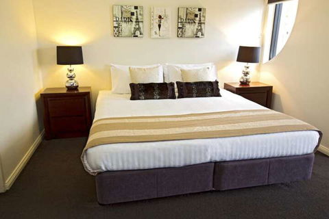 Astina Serviced Apartments - Central - Sunshine Coast Guide 1