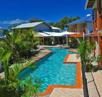 The Edge on Beaches - Sunshine Coast Guide
