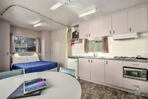 Cowes Caravan Park - Sunshine Coast Guide 6