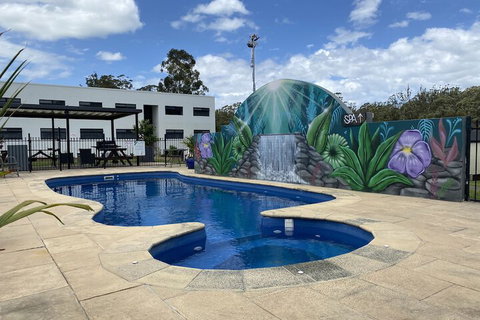 Timbertown Resort & Motel - Sunshine Coast Guide 1