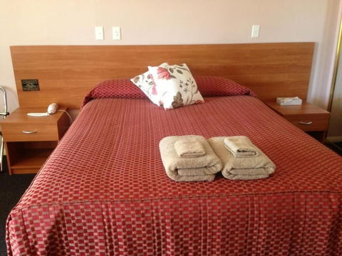 Colonial Motor Lodge Scone - Sunshine Coast Guide 4
