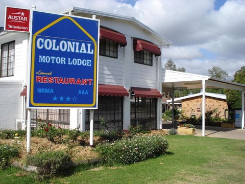 Colonial Motor Lodge Scone - Sunshine Coast Guide 2
