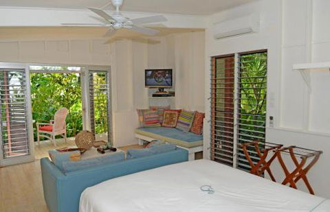 Sejala Beach Huts - Sunshine Coast Guide 2