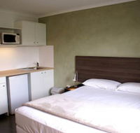Mackay Motor Inn - Sunshine Coast Guide