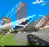 Palmerston Tower Holiday Apartments - Sunshine Coast Guide