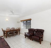 Unit on Rogers - Sunshine Coast Guide