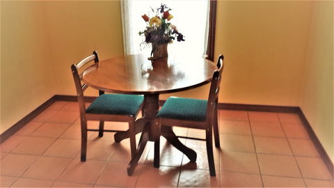 Heatherlie Cottages Halls Gap - Sunshine Coast Guide 5