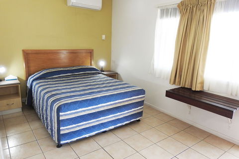 Tropic Coast Motel - Sunshine Coast Guide 3