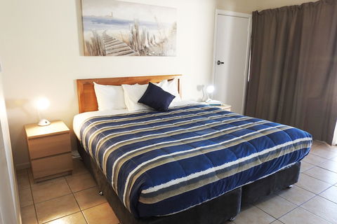Tropic Coast Motel - Sunshine Coast Guide 4