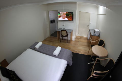 Sleepy Hill Motor Inn - Sunshine Coast Guide 5