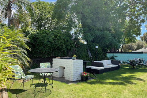 Mulwala Resort - Sunshine Coast Guide 3