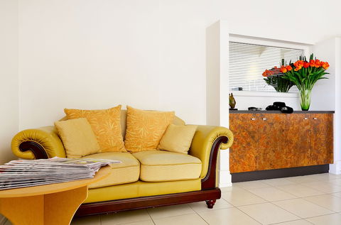 Mackellar Motel - Sunshine Coast Guide 2