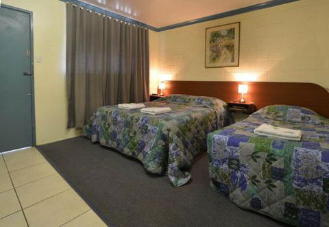 Nanango Antler Motel - Sunshine Coast Guide 3