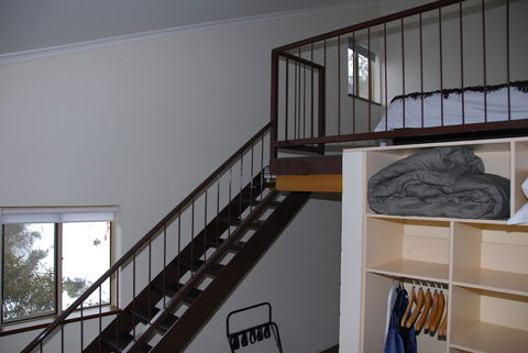 Summit Ridge Alpine Lodge - Sunshine Coast Guide 1