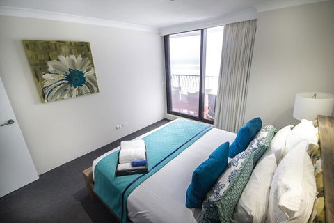 Albatross North Apartments - Sunshine Coast Guide 2