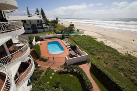 Albatross North Apartments - Sunshine Coast Guide 0