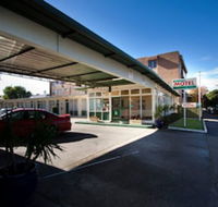 Parkville Motel - Sunshine Coast Guide