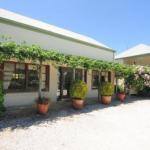 Daisy Cottage - Sunshine Coast Guide 1