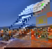 Moama Central Motel - Sunshine Coast Guide