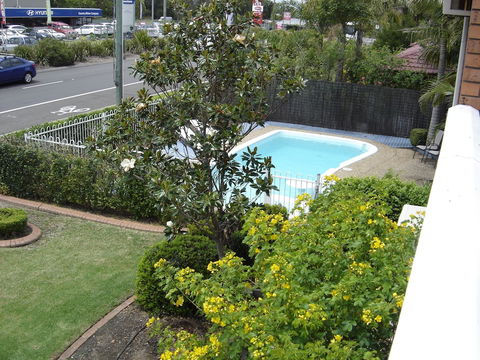 Avaleen Lodge Motor Inn - Sunshine Coast Guide 2